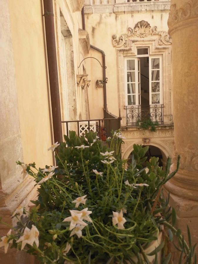 シラクーサOrtigia Family Houseアパートメント エクステリア 写真